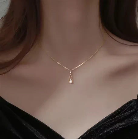 Delicate Teardrop Crystal Pendant Necklace