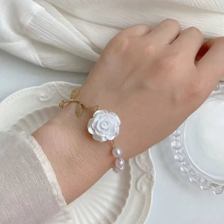 Ivory Rose Pearl Bracelet