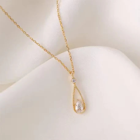 Delicate Teardrop Crystal Pendant Necklace