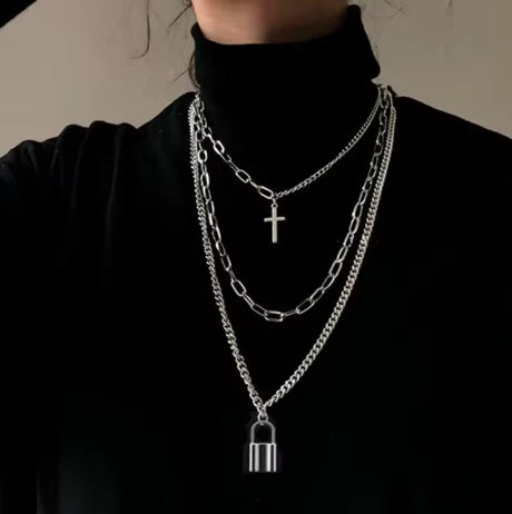 Layered Edge Chain Necklace